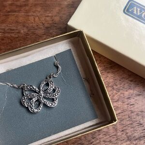 Vintage Avon Silver Tone Marcasite Bow Necklace